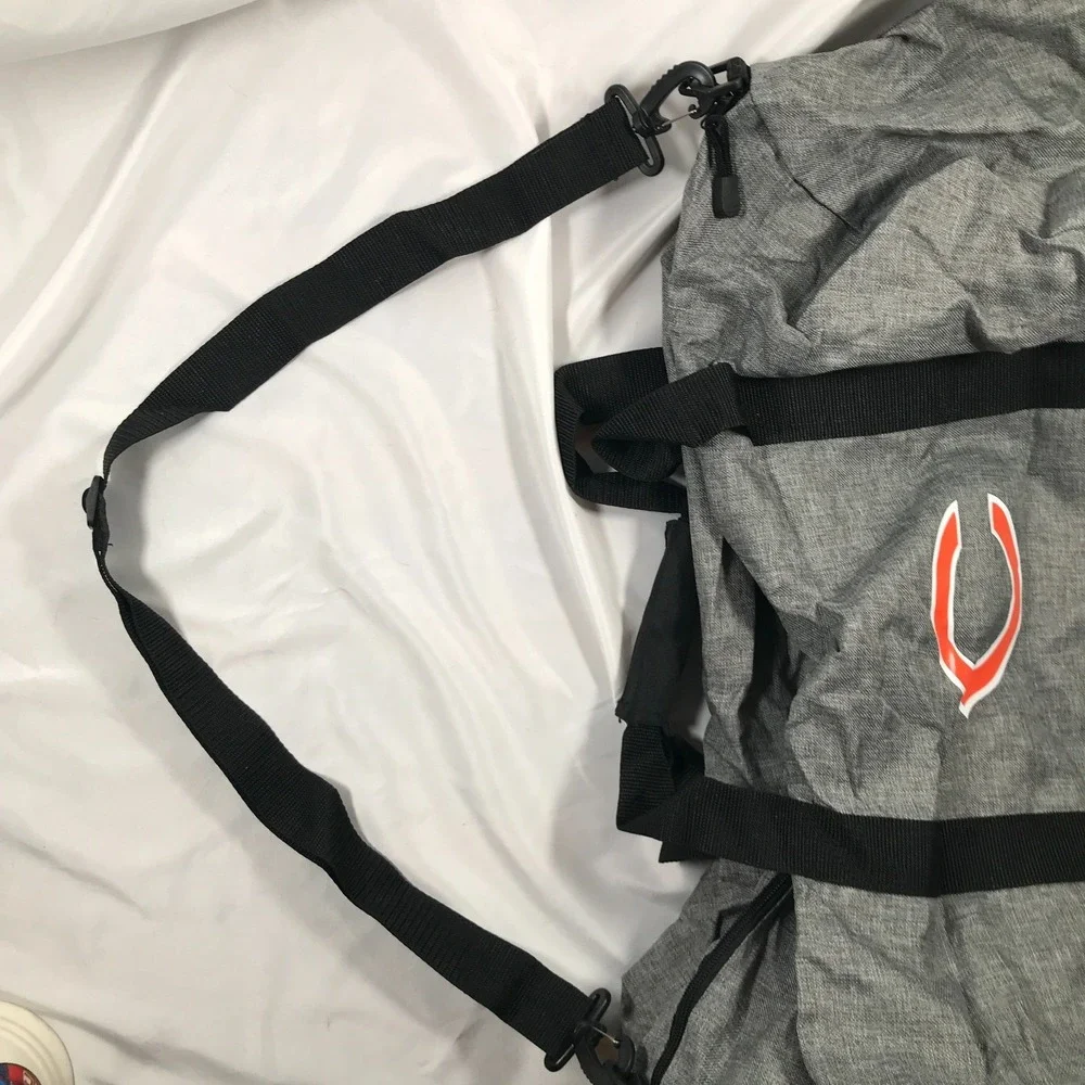 NFL Chicago Bears Gray Duffel Bag Zip Closure Shoulder Strap Handles 24